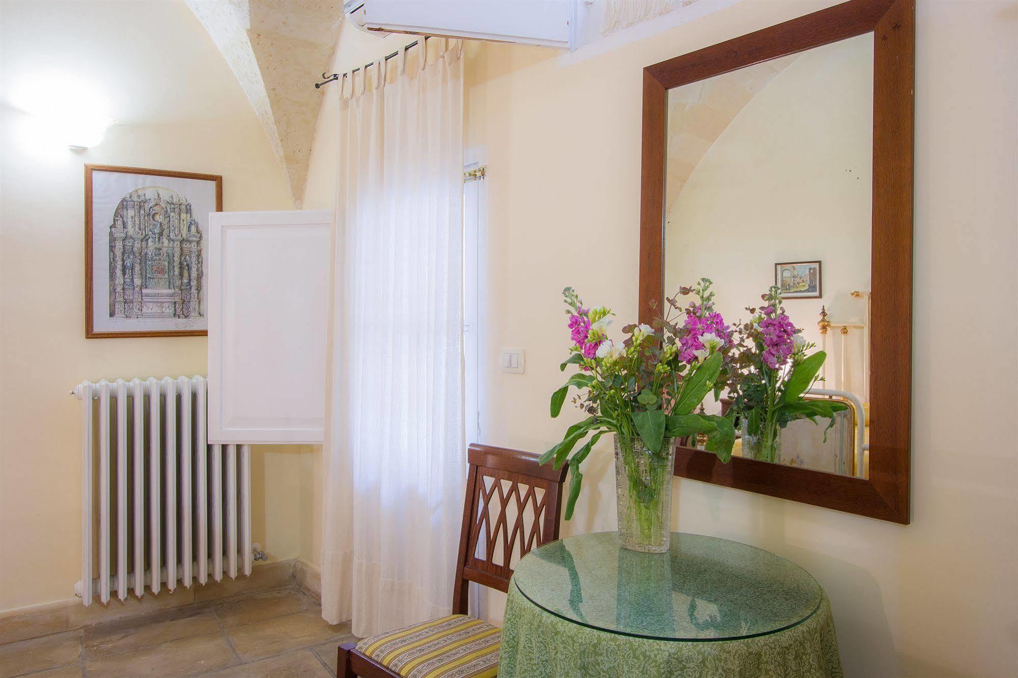 לצ'ה B&B Casa Li Santi מראה חיצוני תמונה